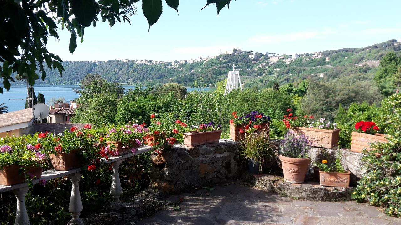 Bed&Breakfast "Fiorella" Sul Lago Castel Gandolfo Exterior photo