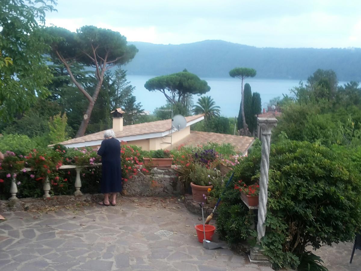Bed&Breakfast "Fiorella" Sul Lago Castel Gandolfo Exterior photo